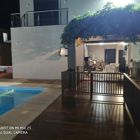 Casa Moderna No Centro Proxima A Atracoes Turisticas Villa ฟอสดูอีกวาซู ภายนอก รูปภาพ